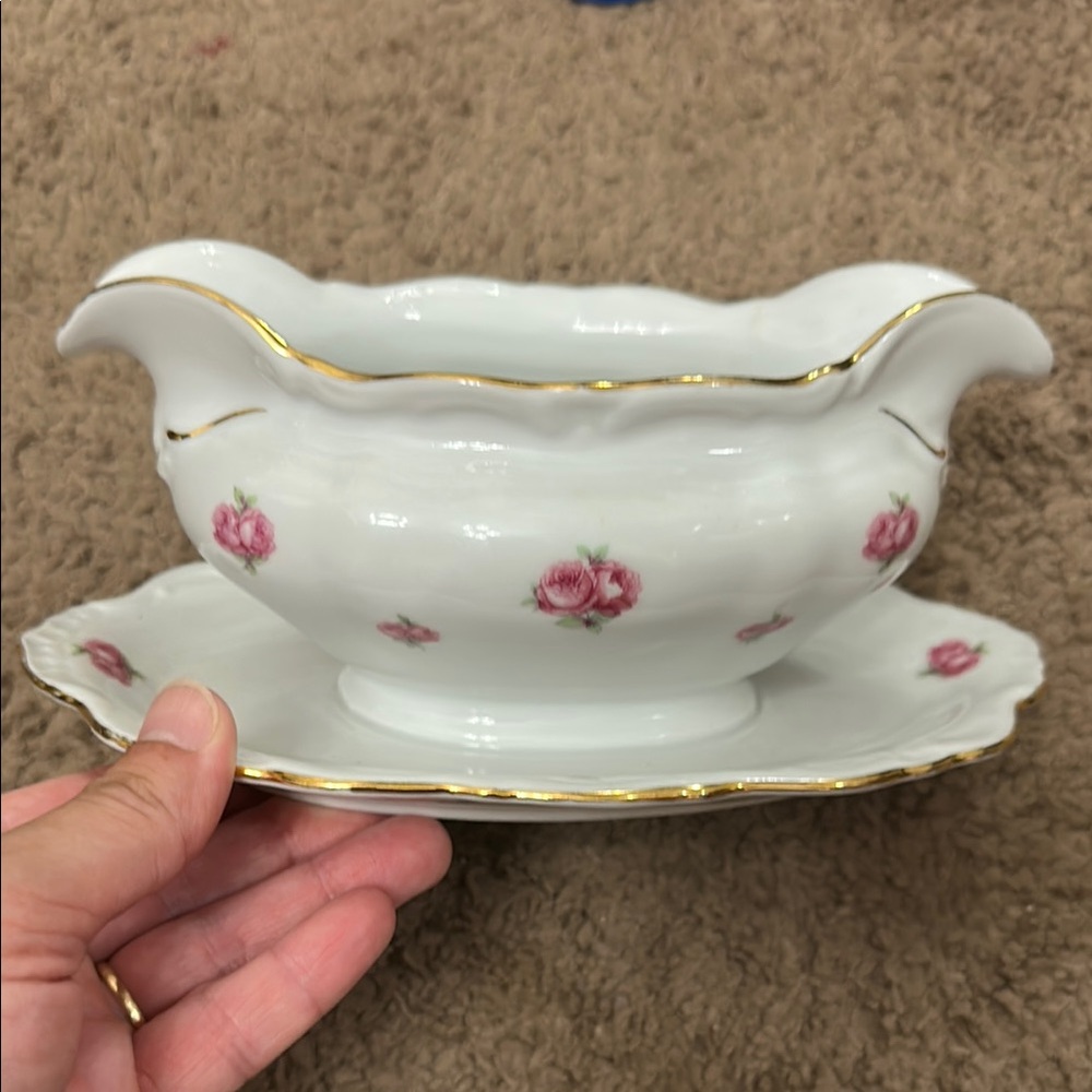 Winterling Bavaria Heritage China Rosebud Gravy Boat with an attached underplate